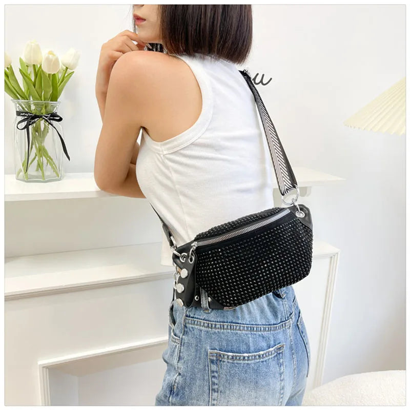 Riñonera de piel con diseño de diamante para mujer, bolso de hombro tipo bandolera con cadena, ideal para el pecho.
